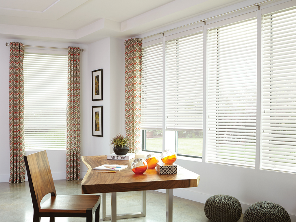 Aria Fauxwood blinds